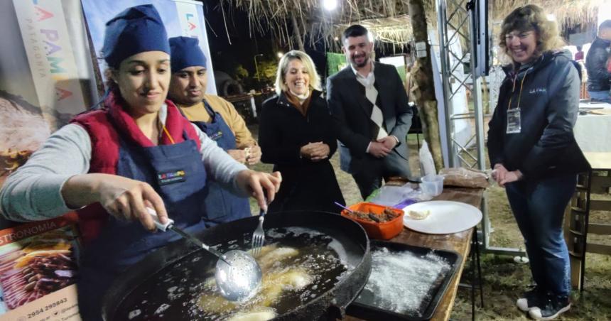 La empanada pampeana presente en la 44ordm Fiesta Nacional de Tucumaacuten