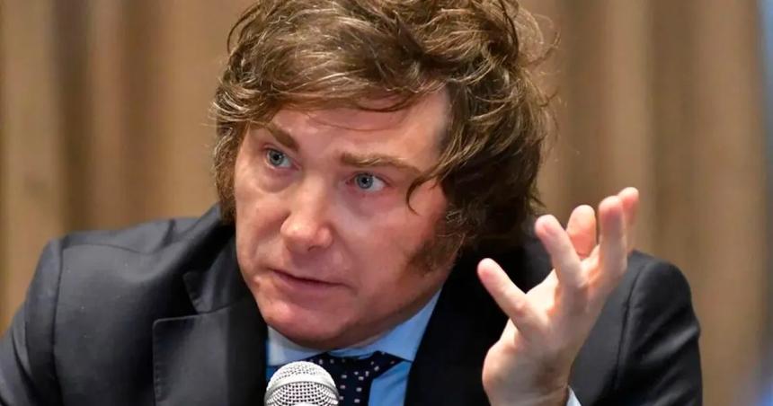 El espejismo de la dolarizacioacuten- el comunicado de 200 economistas contra la propuesta de Milei