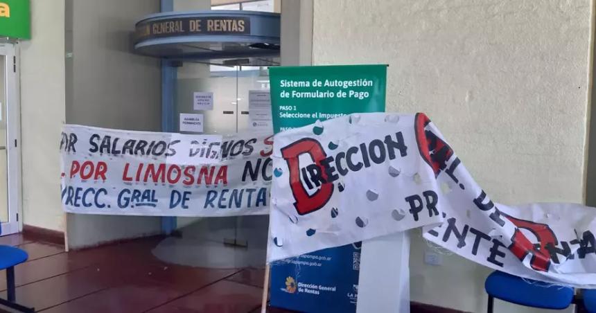 Rentas- silencio de los trabajadores y ATE informaraacute del conflicto