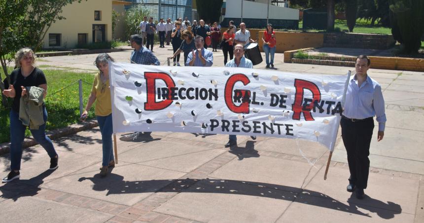 Convocaron a paritarias al personal de Rentas