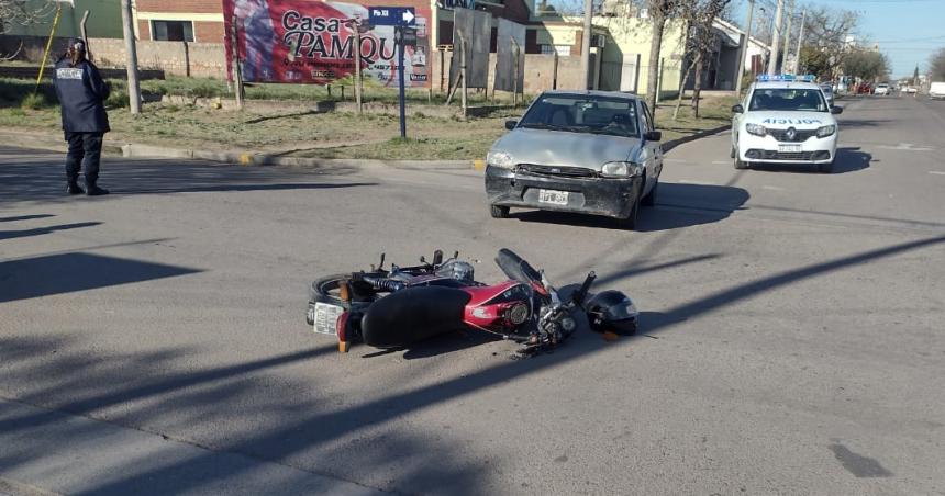 Otra motociclista lesionada