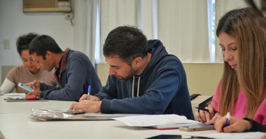 Inscriben para Programa de Empleo Independiente