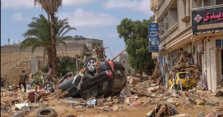Libia- una traacutegica inundacioacuten  sobre el caos y la violencia poliacutetica 
