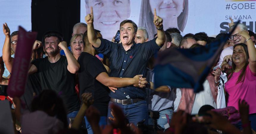 Alberto Fernaacutendez felicitoacute a Zdero y le deseoacute un proacutespero futuro a Chaco
