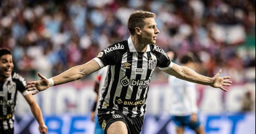 Furch le dio un triunfo vital a Santos