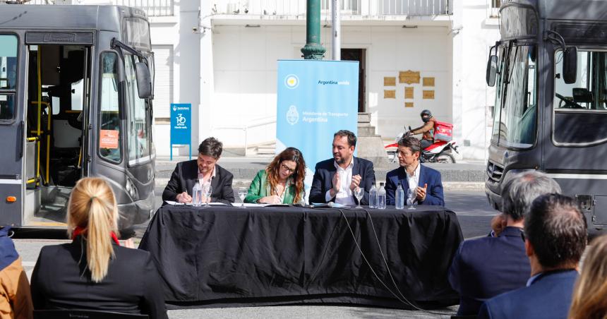 Transporte presentoacute desde Santa Rosa la SUBE para pasajeros con discapacidad