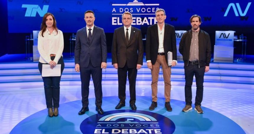 Duros cruces y poleacutemica entre los candidatos a vice