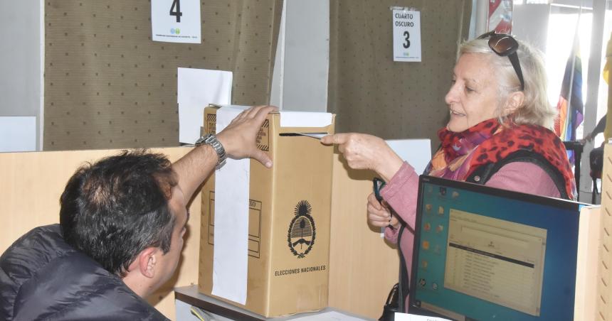 Asociados de la CPE pueden consultar padroacuten