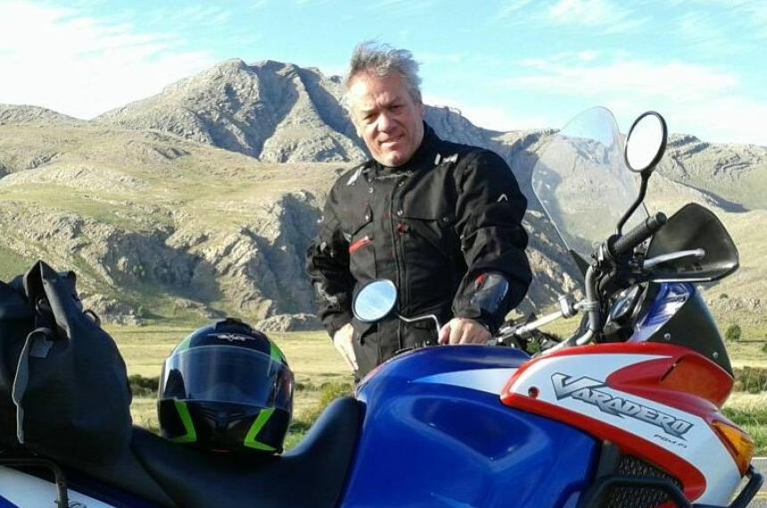 Martiacuten Borthiry extraviado tras salir en una travesiacutea en moto