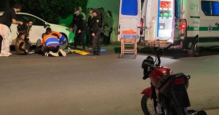 Motociclista atropelloacute a una familia en Pico y se dio a la fuga- hay tres heridos
