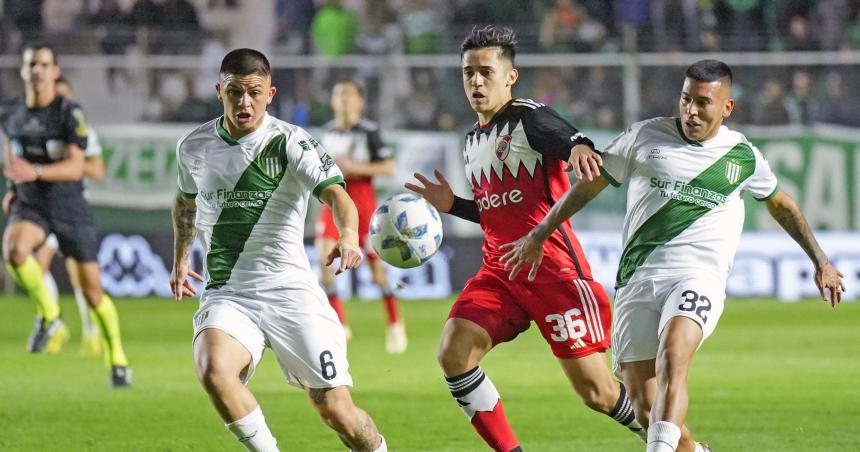 River no jugoacute bien y empatoacute con Banfield en el sur