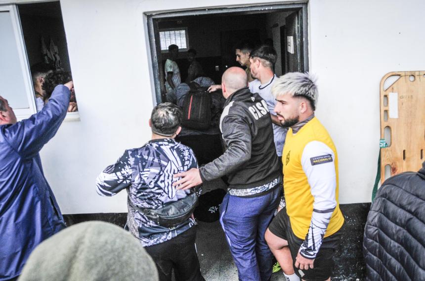 Incidentes por aquiacute y por allaacute en el Mateo Calderoacuten