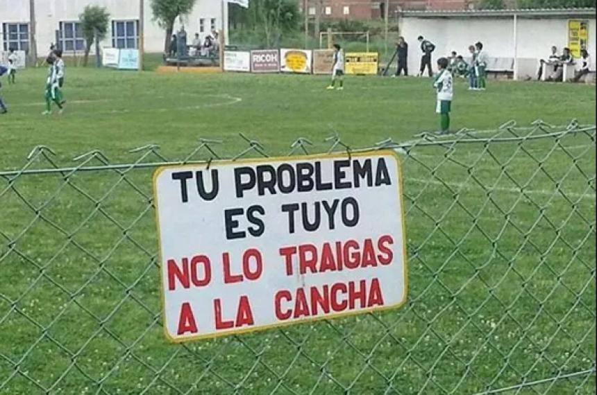 Repudiable episodio de violencia en el fuacutetbol infantil