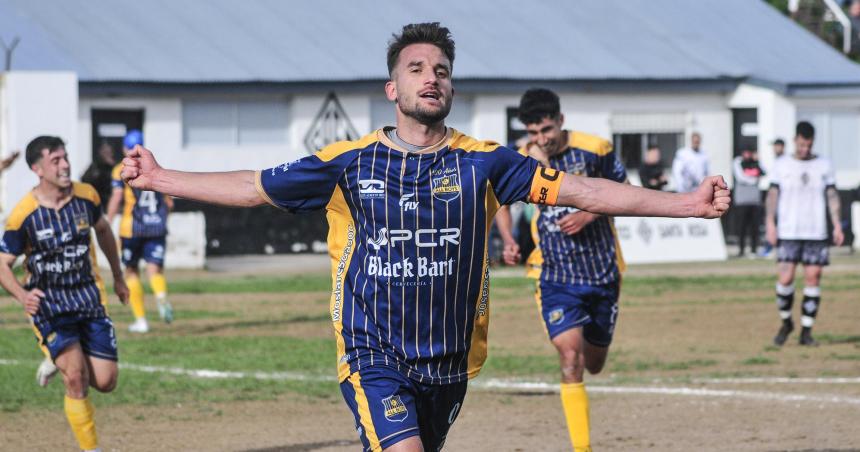 All Boys goleoacute en un claacutesico con incidentes