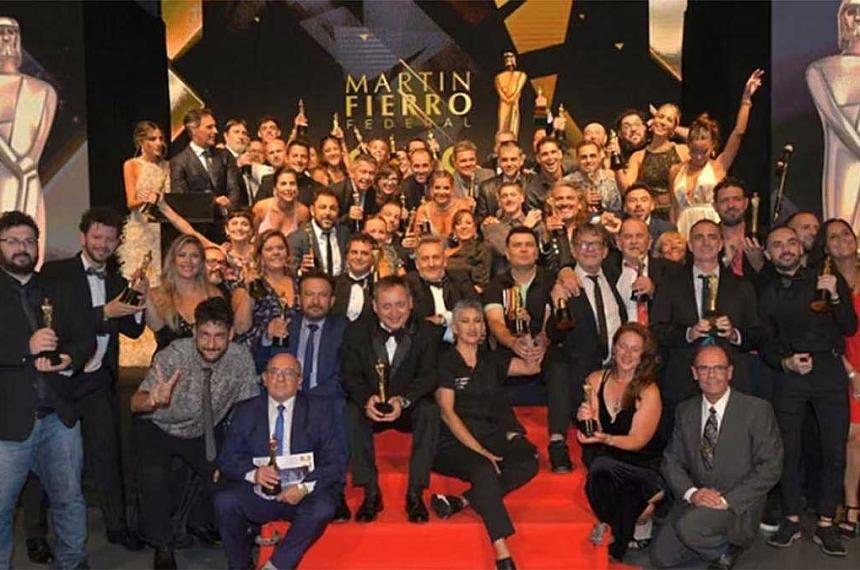 Se entregaron los Martiacuten Fierro Federal en Bahiacutea Blanca