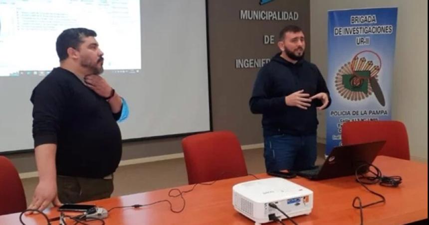 Dictan charla en Luiggi para prevenir estafas telefoacutenicas