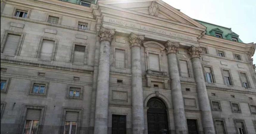 La Justicia allana el Banco Nacioacuten por las contrataciones de familiares