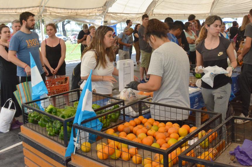 Descentralizacioacuten del Mercado- Una respuesta a una demanda concreta