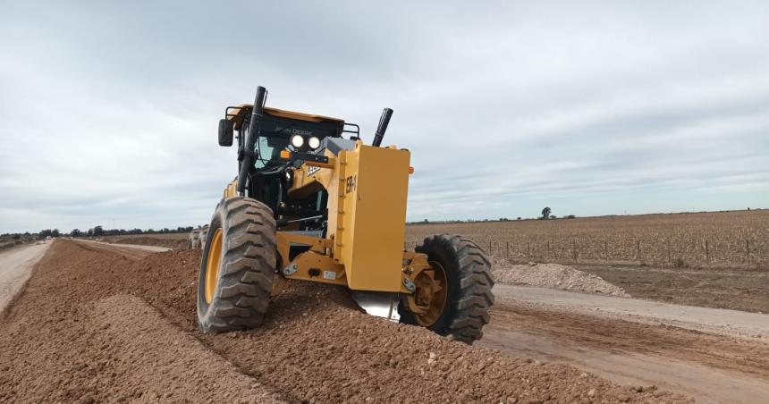 Aplican una novedosa teacutecnica para reparar un tramo de la Ruta 101