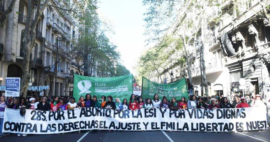 28S- Mujeres y diversidades marcharon contra las derechas el ajuste y el FMI