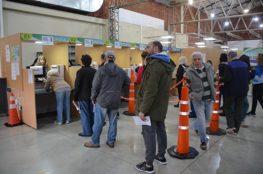 Movimiento cooperativo democratizador y los riesgos de una oposicioacuten confundida 