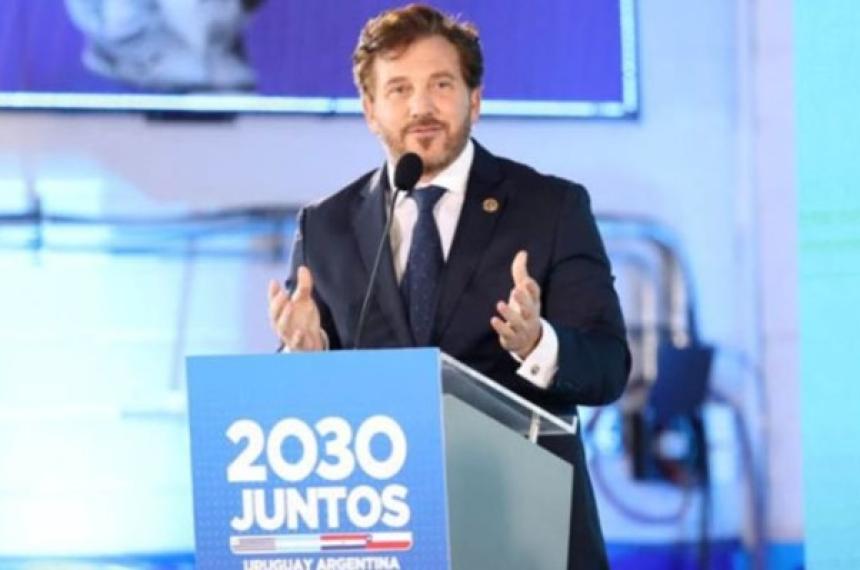 Mundial 2030- se inauguraraacute en Argentina Uruguay y Paraguay pero se disputaraacute en Europa y Aacutefrica