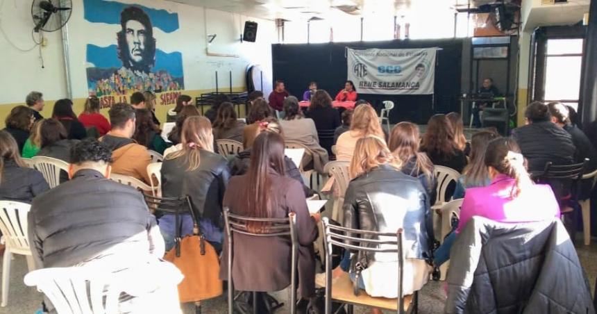 Profesionales de la 643 reclaman maacutes derechos laborales