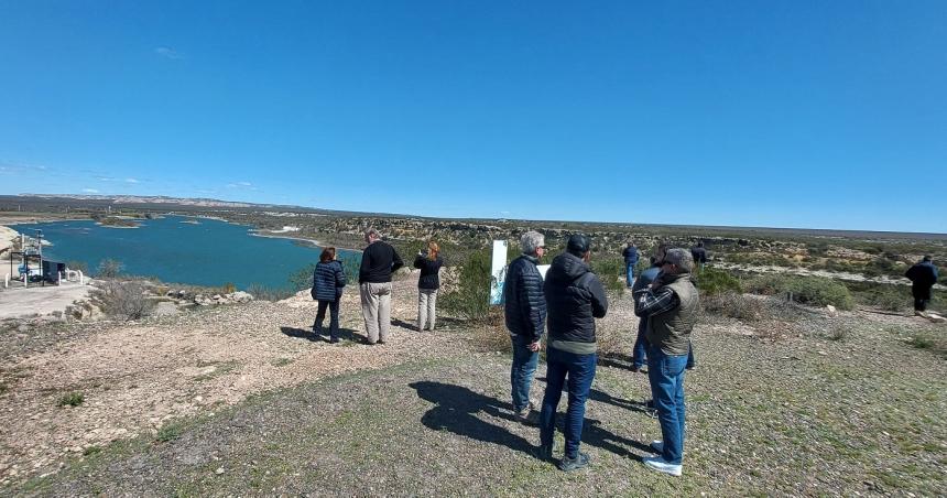 Pistacho- recorrida de inversores por Casa de Piedra
