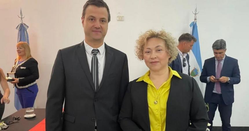 Condenan a un joven que abusoacute de su hermana