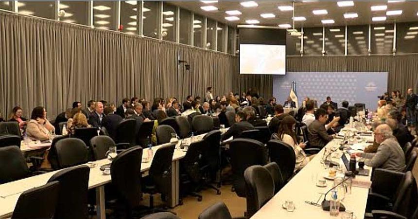 El proyecto de devolucioacuten del IVA obtuvo dictamen en Diputados- cuaacutendo se vota