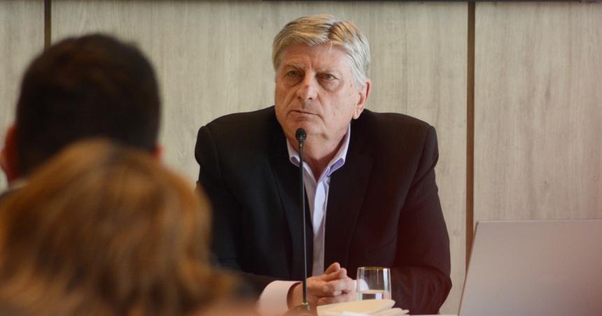 Reaparecioacute Ziliotto para presentar el iacutendice de vulnerabilidad social 