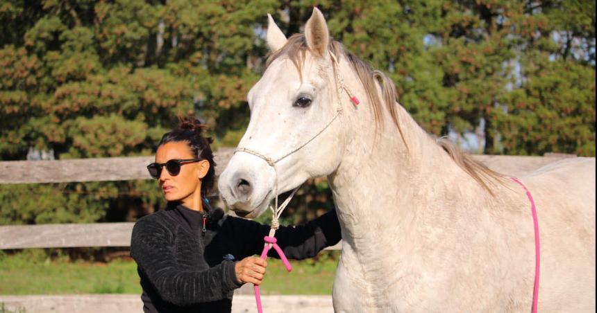Eugenia la amazona pampeana que doma caballos con el corazoacuten