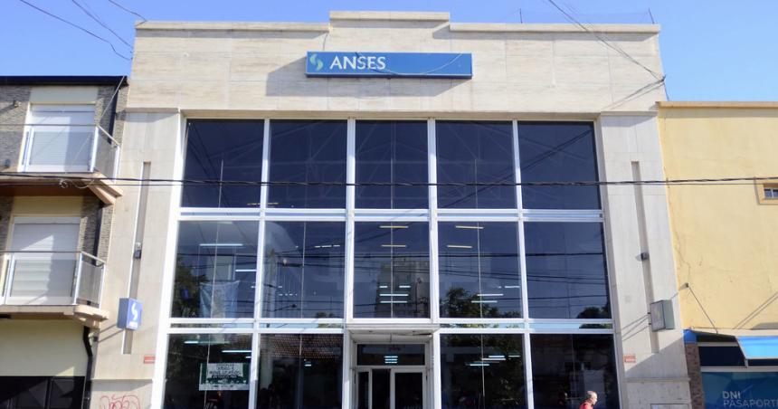 ANSES empieza el pago del IFE a trabajadores informales