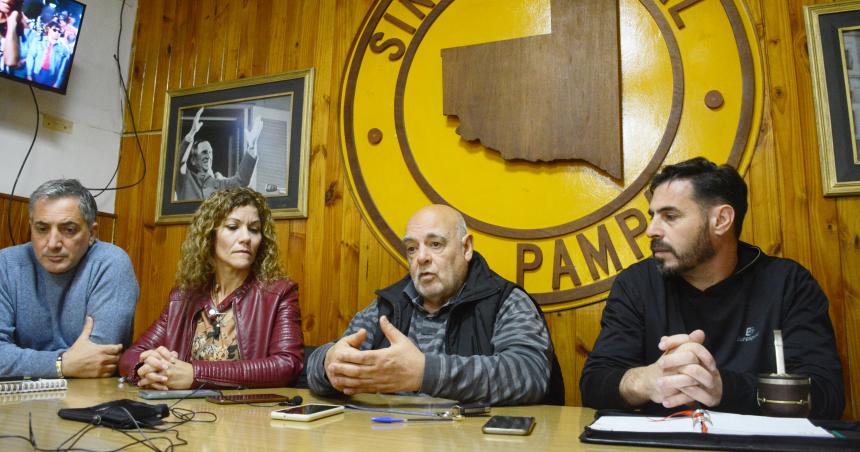 Los candidatos de la derecha anuncian planes que van a profundizar la crisis