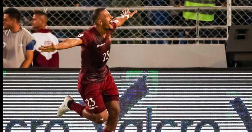 Venezuela goleoacute a Chile y sumoacute su segunda victoria en las Eliminatorias Sudamericanas