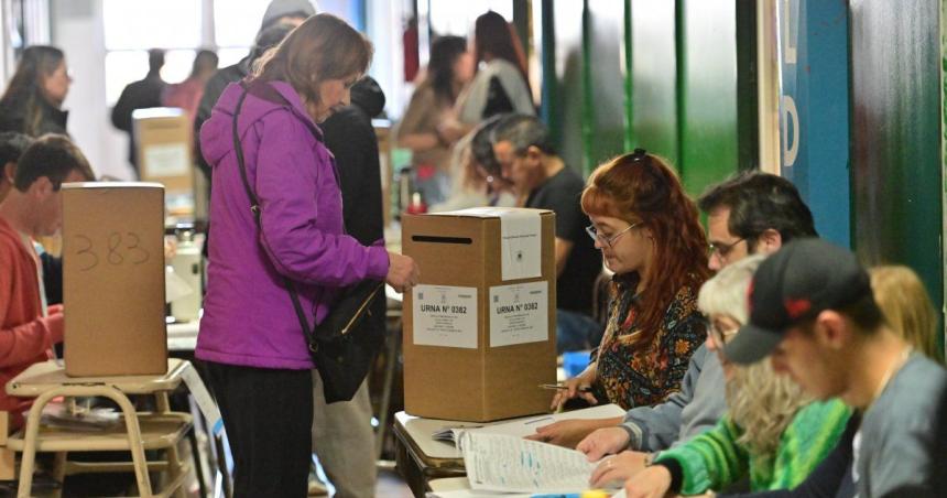 Hay 300160 habilitados para votar en toda la provincia