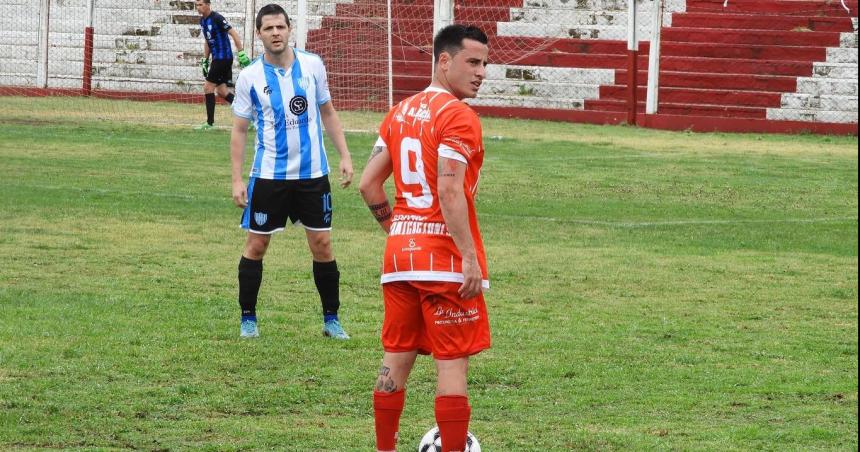 Agoacutenico triunfo de Macachiacuten ante Winifreda