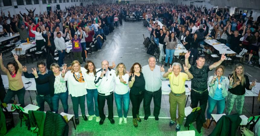 Un tiroacuten de orejas interno para el derrotado PJ de General Pico