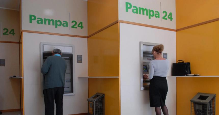 Ninguacuten trabajador estatal pagaraacute Ganancias en la provincia