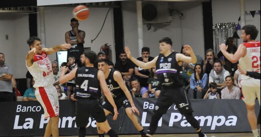 Pico Football y un gran debut en casa