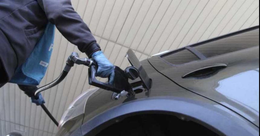 Estacioneros aseguraron que la situacioacuten de los combustibles se normaliza esta semana