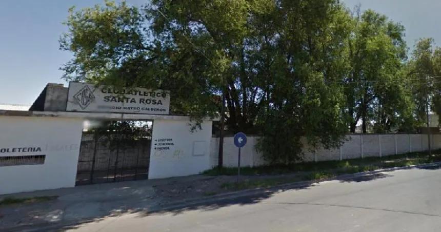 Club Santa Rosa- multaron a Rauacutel Talmoacuten por temeridad en un expediente