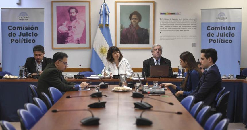 Se retoma el Juicio Poliacutetico a la Corte