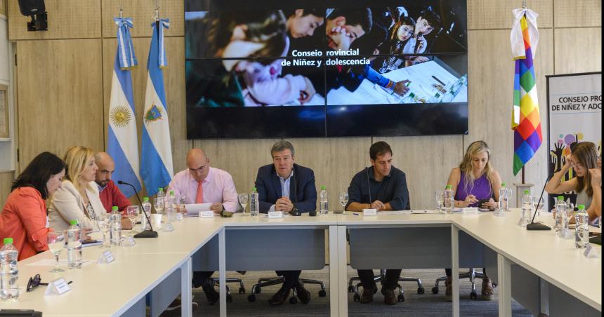 Sesionoacute el Consejo de Nintildeez- destacan aportes juveniles