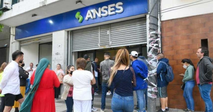Creacuteditos ANSES- la letra chica de los preacutestamos para trabajadores jubilados y pensionados