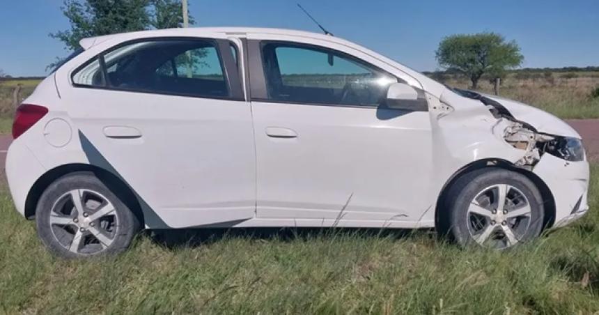 Una docente embistioacute un toro camino a la escuela