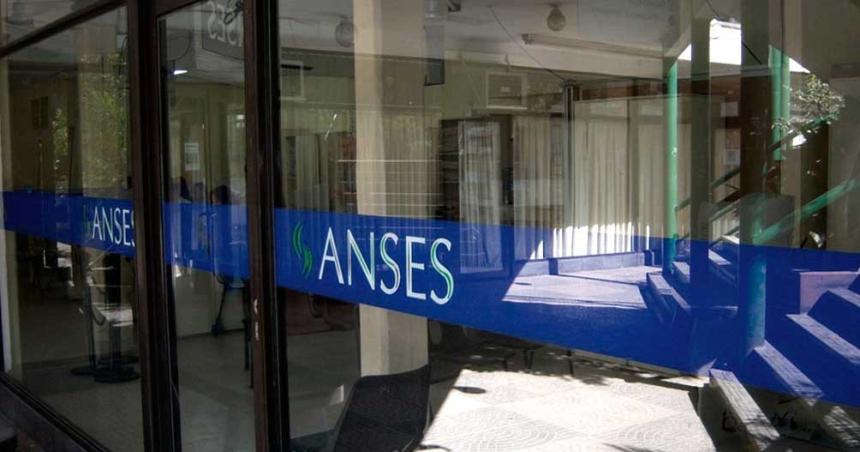Maacutes de 23000 argentinos percibieron su haber por la Jubilacioacuten Anticipada