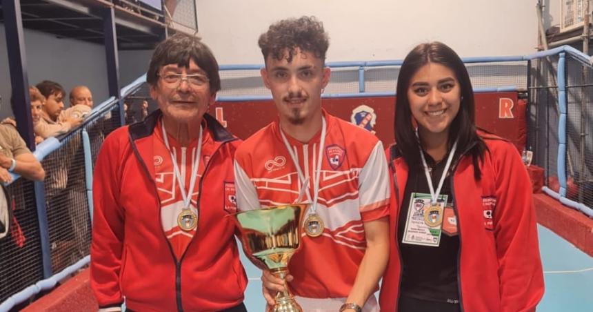 Alejandro Urquiza en la cima del paiacutes