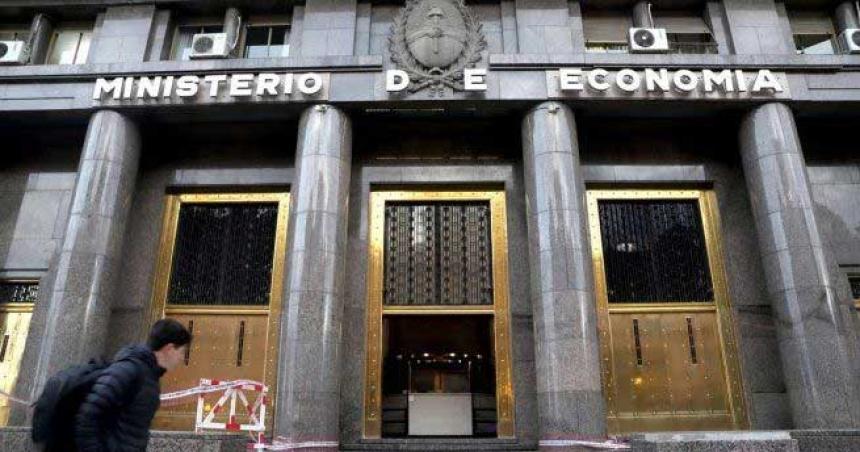 Cuaacutento aumentoacute la deuda puacuteblica en el Gobierno de Alberto Fernaacutendez