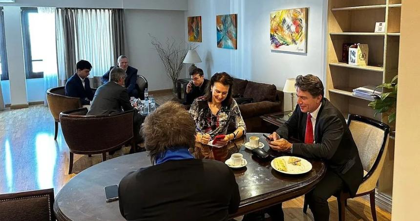 El minuto a minuto de Milei en sus primeras horas de Presidente electo